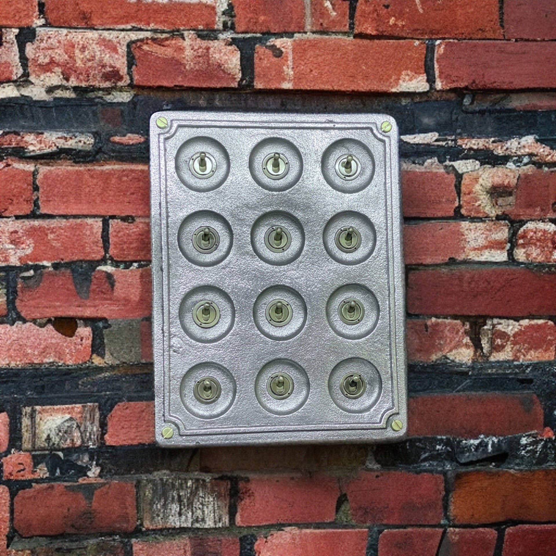 12 Gang 2 Way Solid Cast Metal Surface Mounting Conduit Light Switch Industrial - BS EN Approved Vintage Crabtree 1950’s Style - Image 4