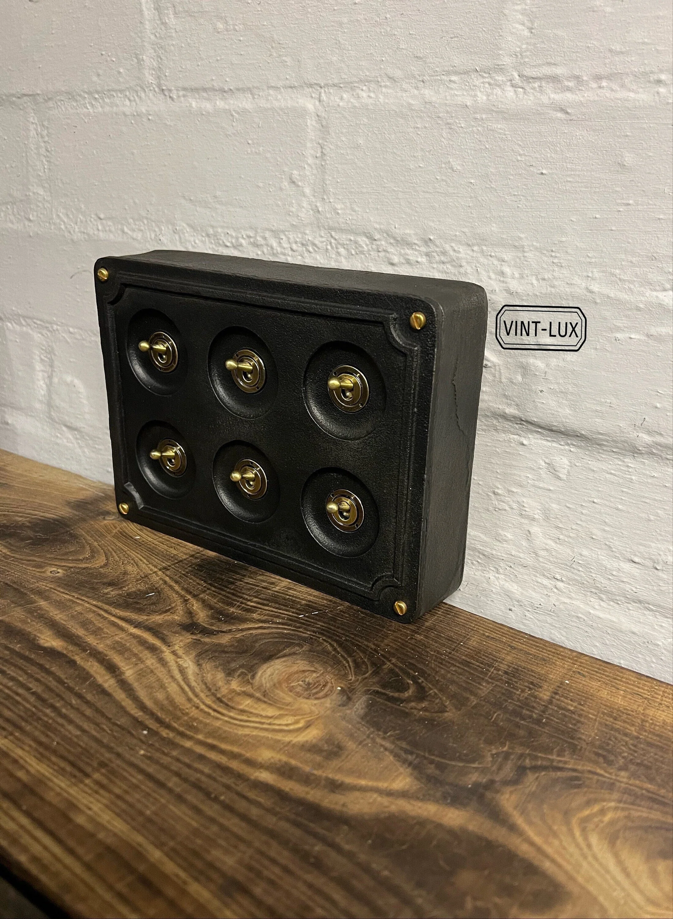 6 Gang 2 Way Black Zinc Solid Cast Metal Surface Mounting Conduit Light Switch Industrial - BS EN Approved Vintage Britmac Style - Image 2