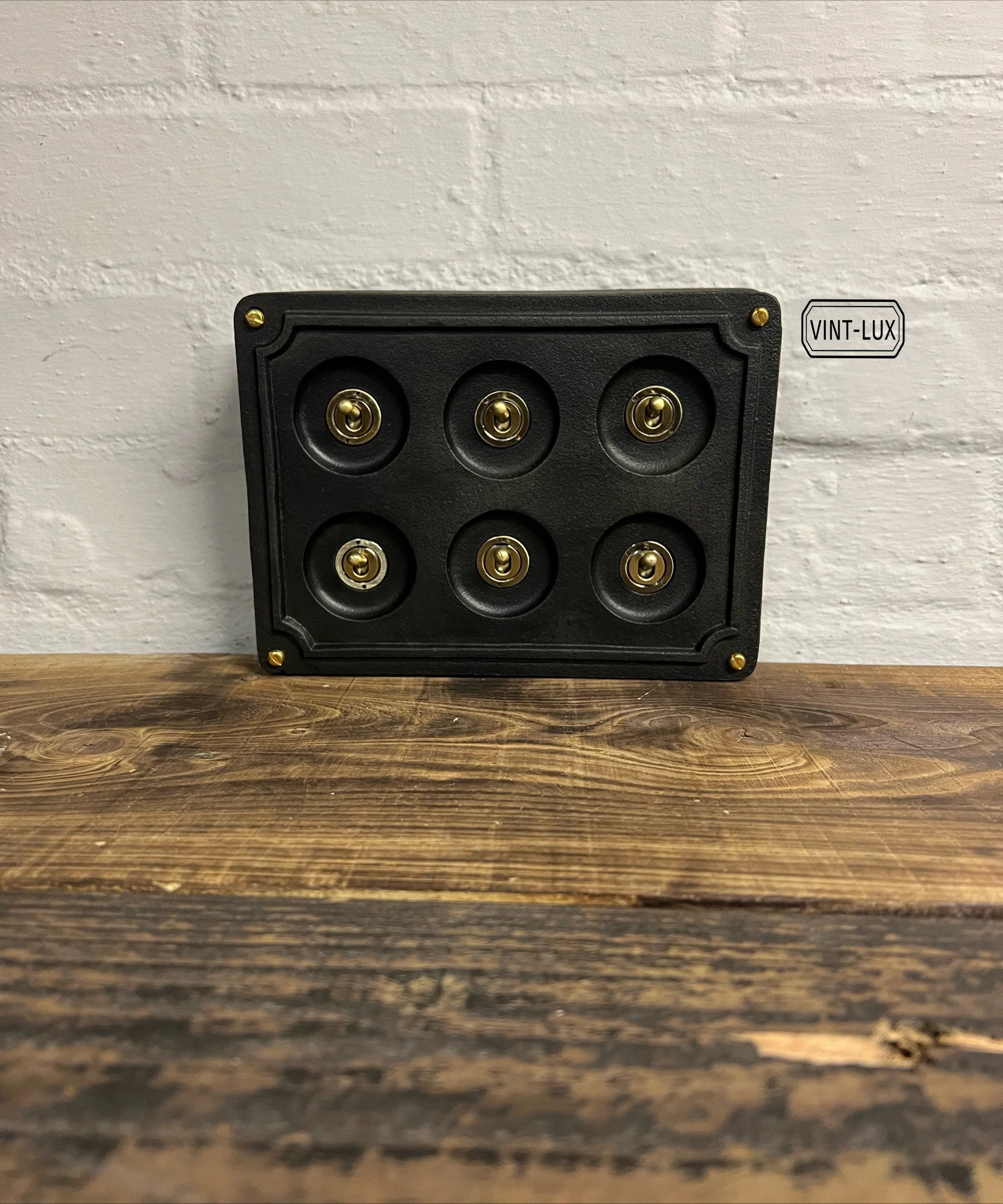 6 Gang 2 Way Black Zinc Solid Cast Metal Surface Mounting Conduit Light Switch Industrial - BS EN Approved Vintage Britmac Style - Image 3