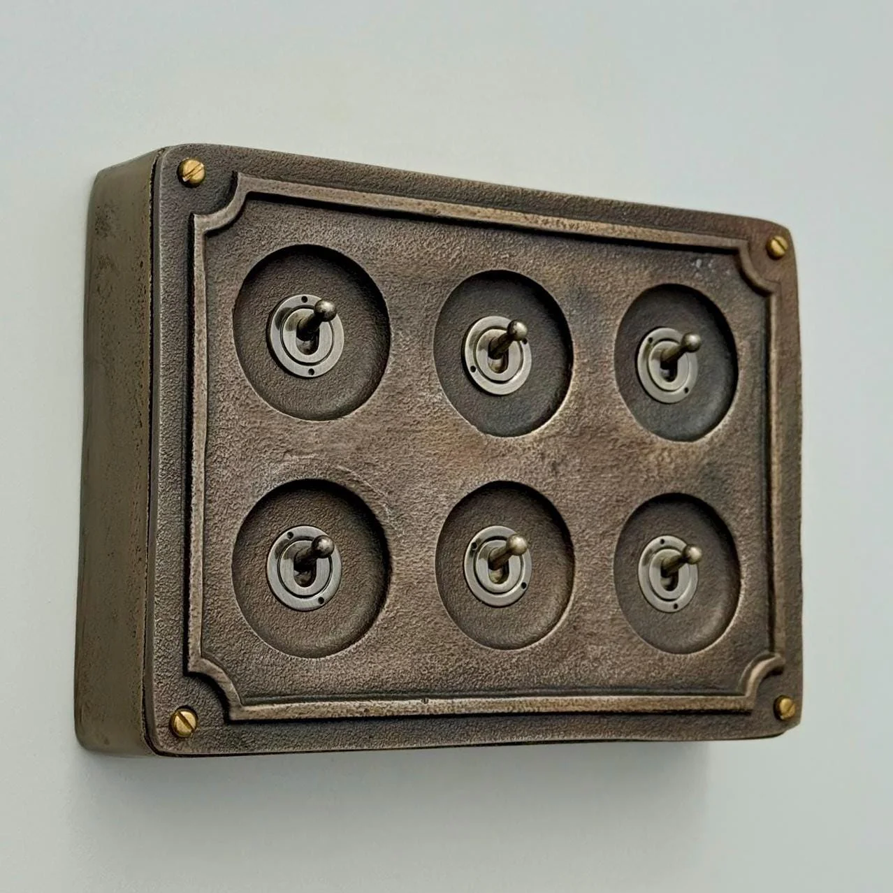 6 Gang 2 Way Bronze Solid Cast Metal Conduit Light Switch Industrial