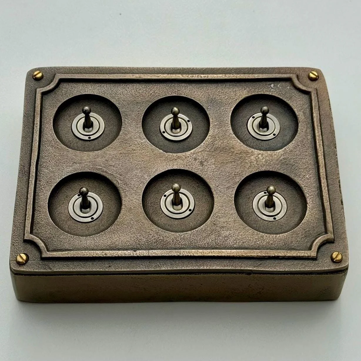 6 Gang 2 Way Bronze Solid Cast Metal Conduit Light Switch Industrial - Image 5