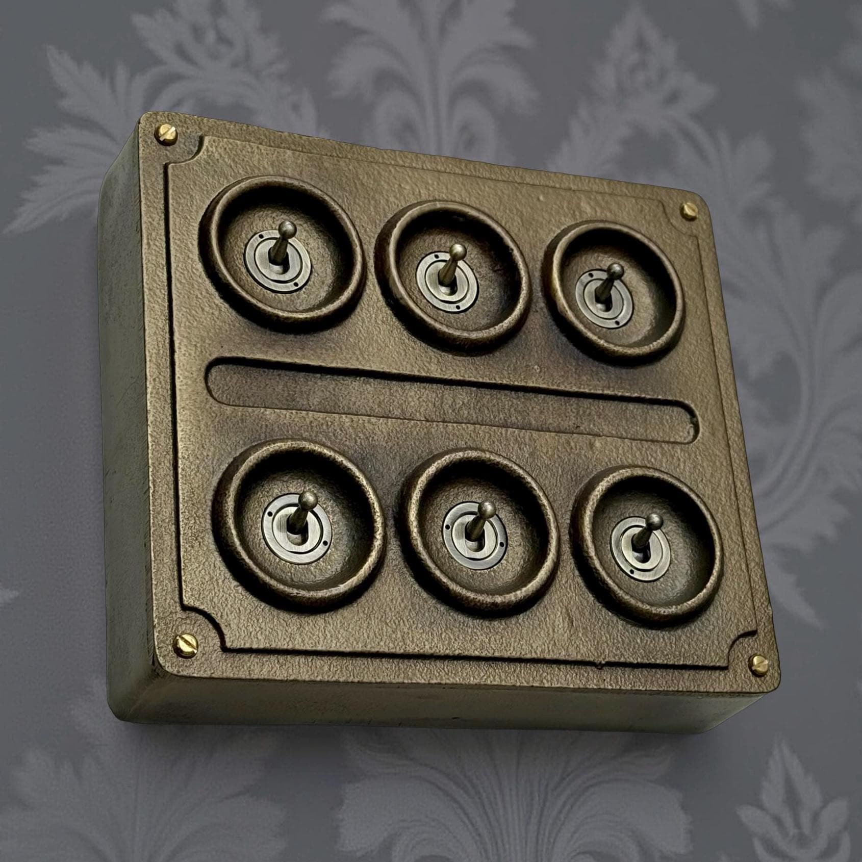 6 Gang 2 Way Antique Brass Solid Cast Metal Conduit Light Switch - Image 2