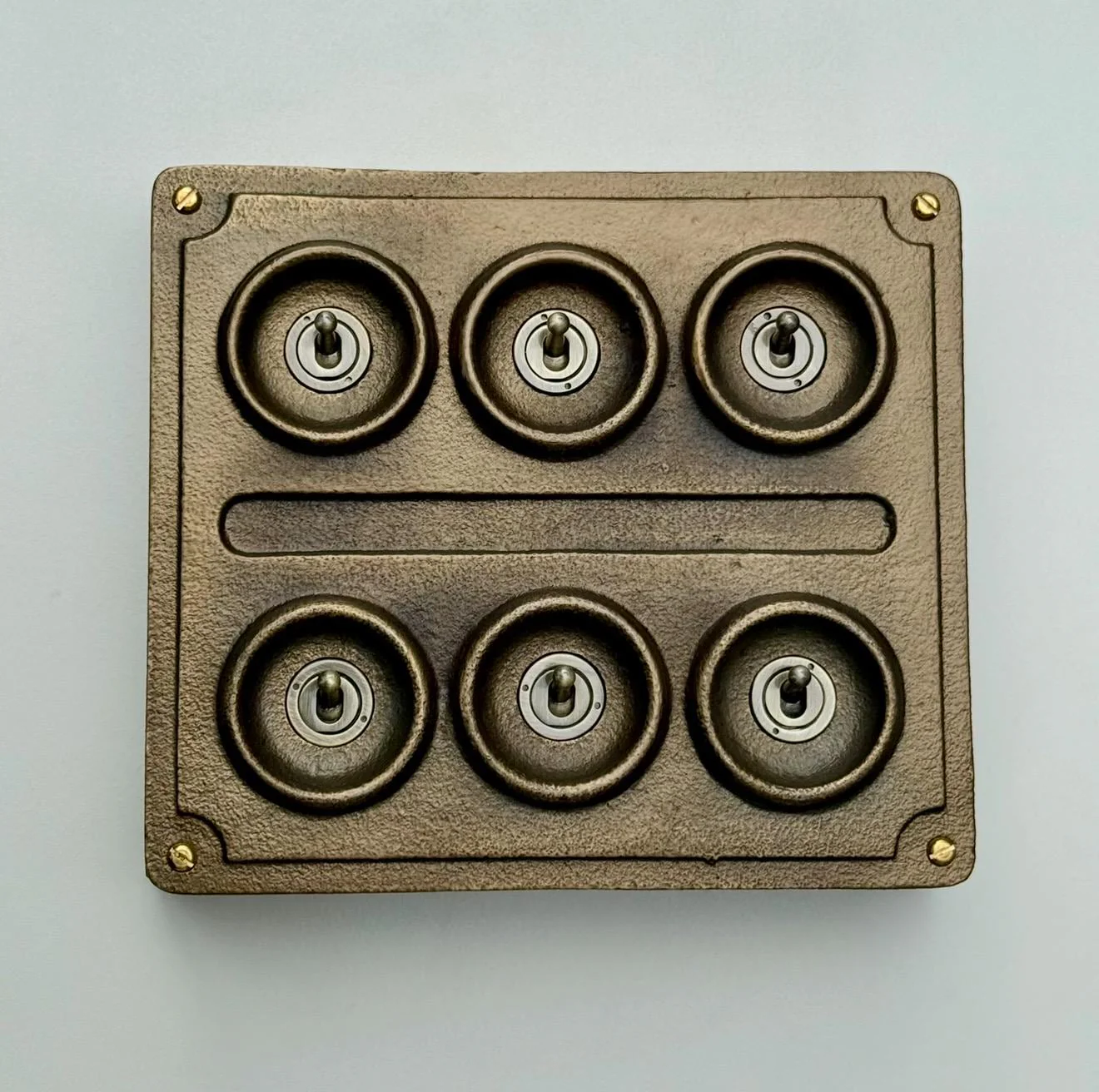 6 Gang 2 Way Antique Brass Solid Cast Metal Conduit Light Switch - Image 3