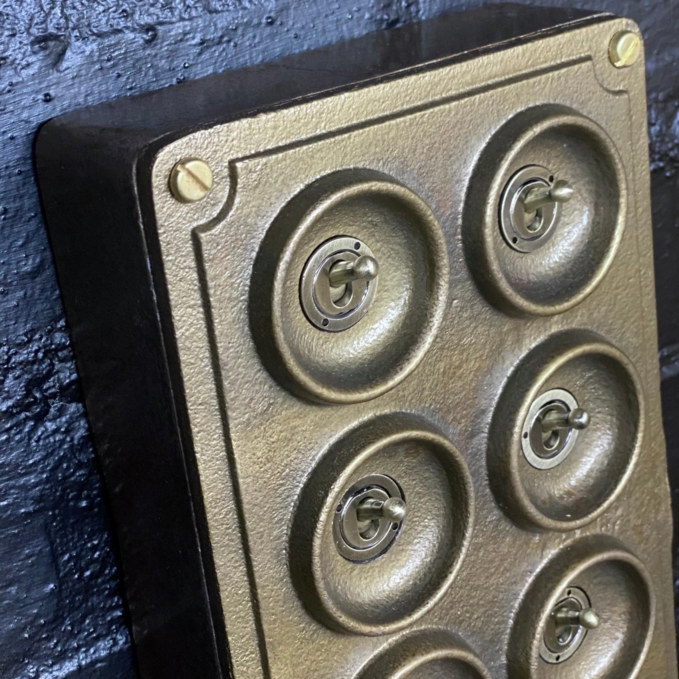 8 Gang 2 Way Bronze Solid Cast Metal Conduit Light Switch Industrial - BS EN Approved Vintage Crabtree 1950’s Style - Image 6
