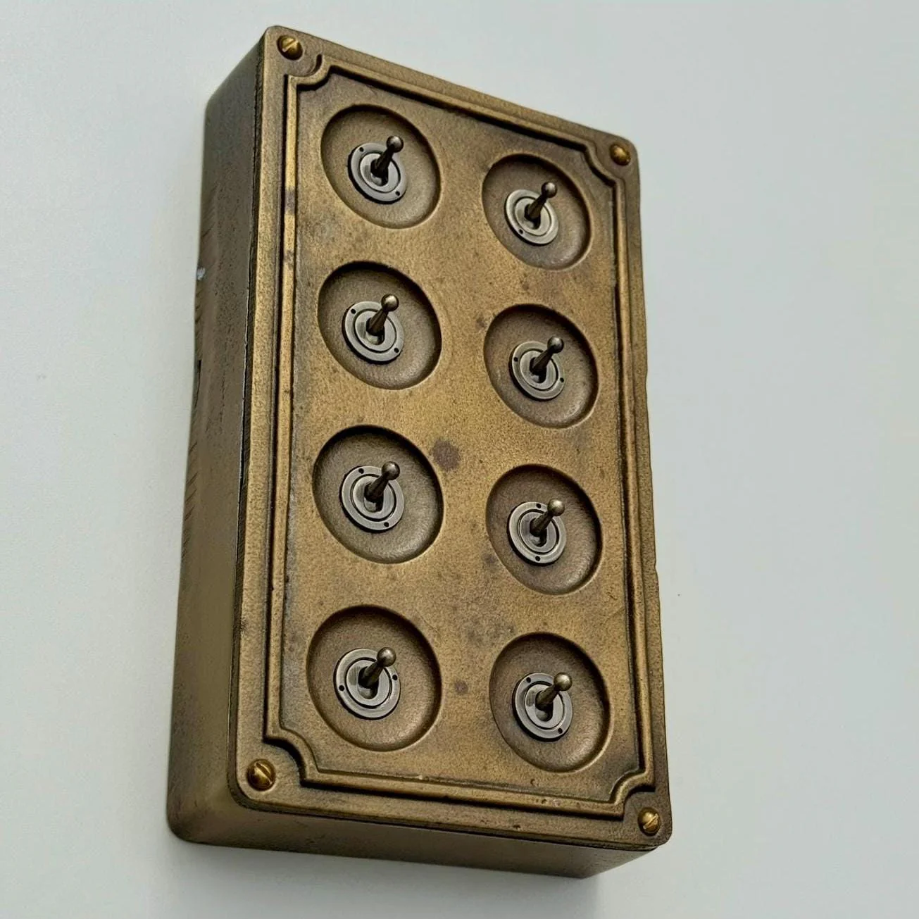 8 Gang 2 Way Bronze Solid Cast Metal Conduit Light Switch Industrial - Image 3