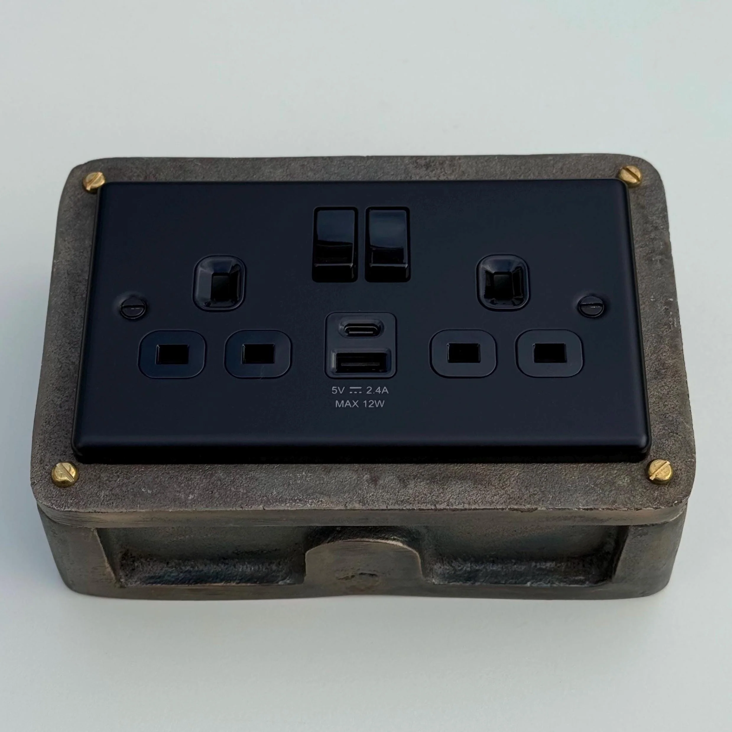 Matt Black Double Gang Plug Socket with Industrial Antique Brass Back Conduit Box - Image 2