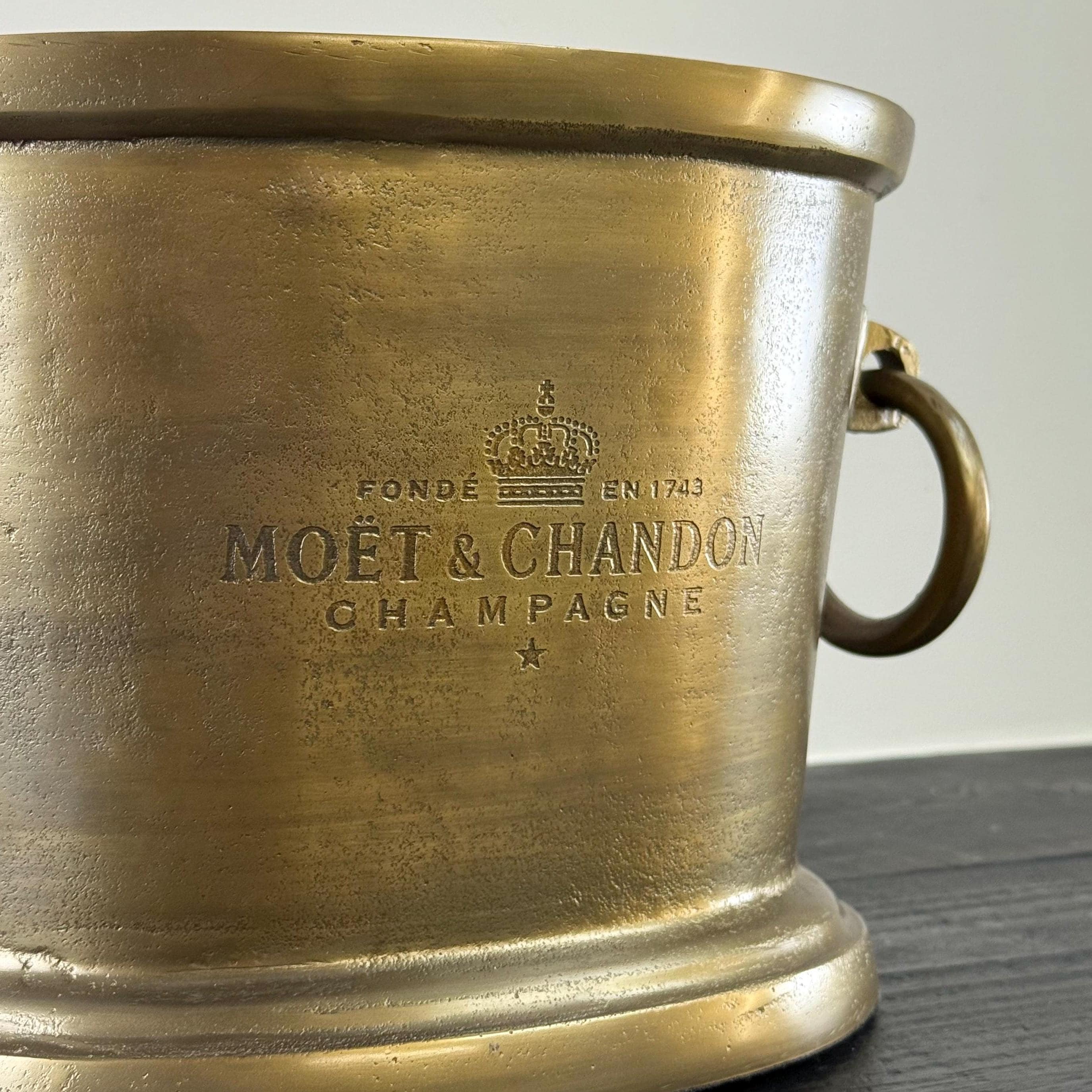 Moët & Chandon Antique Brass Great Gatsby ~ Solid Cast Engraved Champagne Ice Bucket | Wine Cooler - Image 7