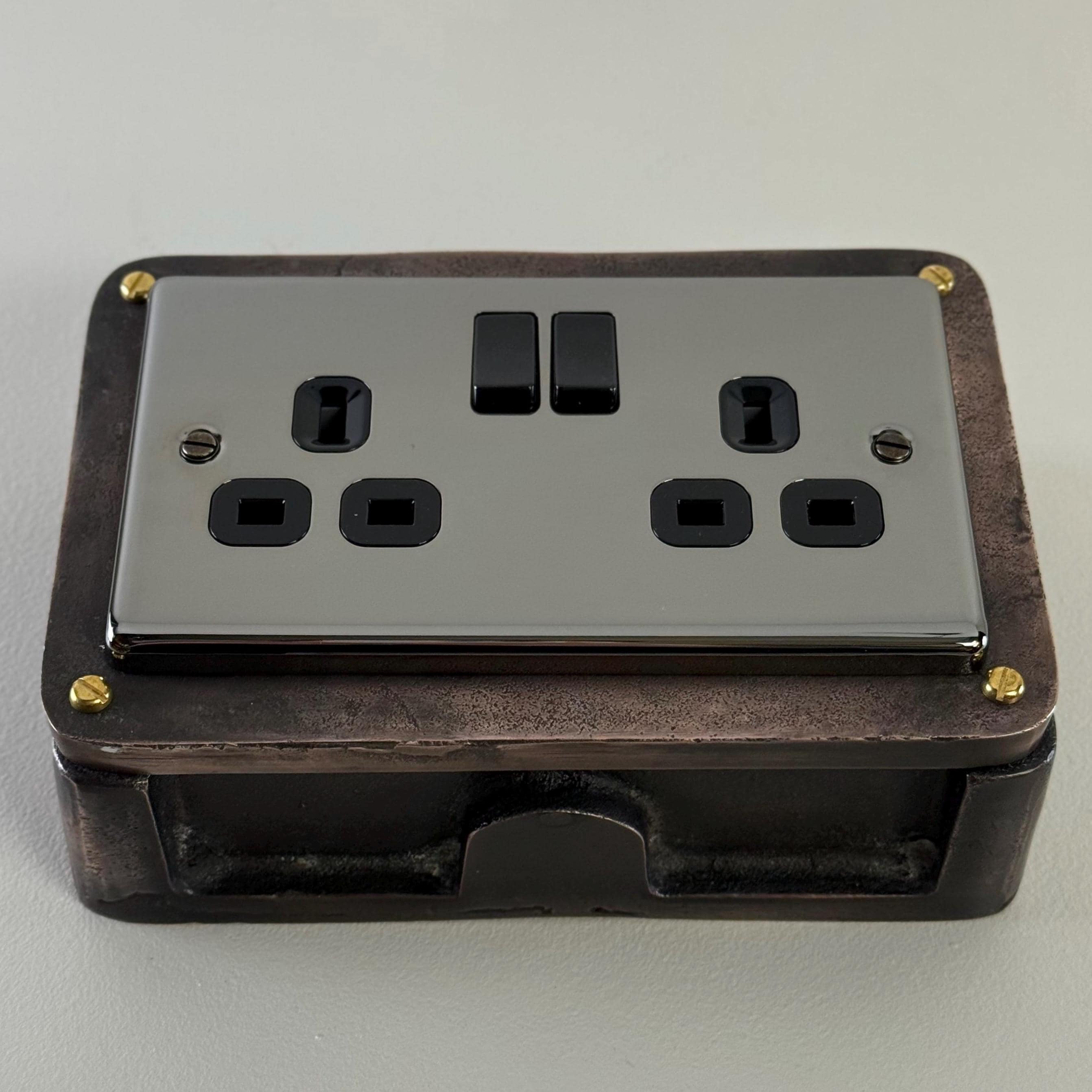 Black Nickel Double Gang Plug Socket with Industrial Antique Copper Back Conduit Box - Image 3
