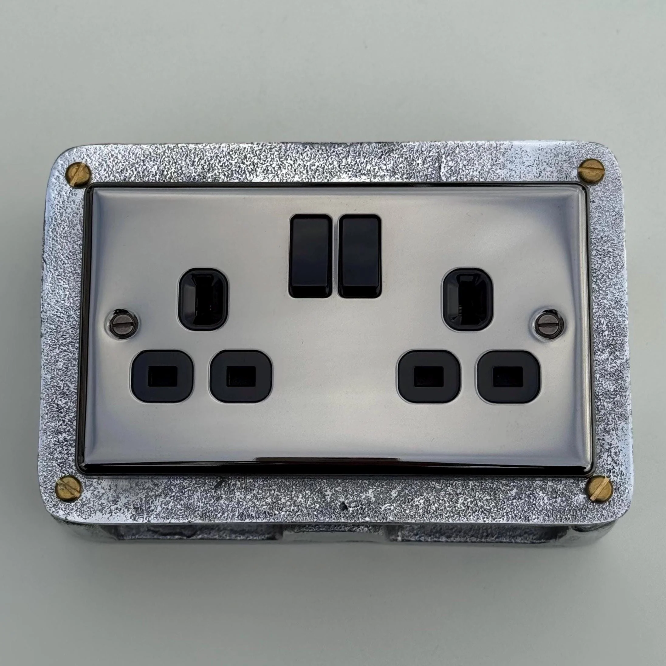 Black Nickel Double Switched 13A Power Socket 230V 13A 2 Gang 2G Solid Cast Metal Conduit Switch Industrial - Image 5
