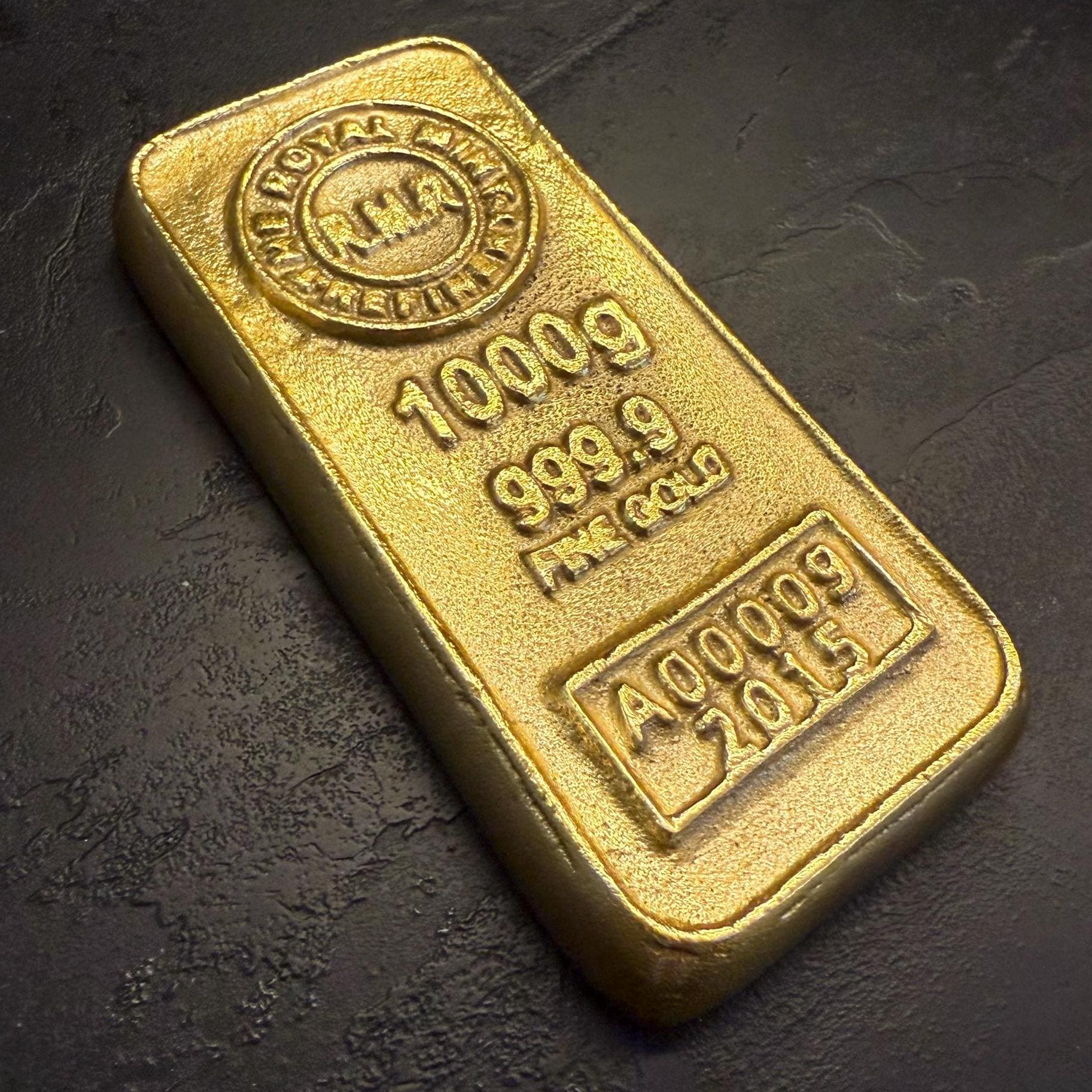 Cast Iron Gold Bullion Bar Paper Weight - Image 3