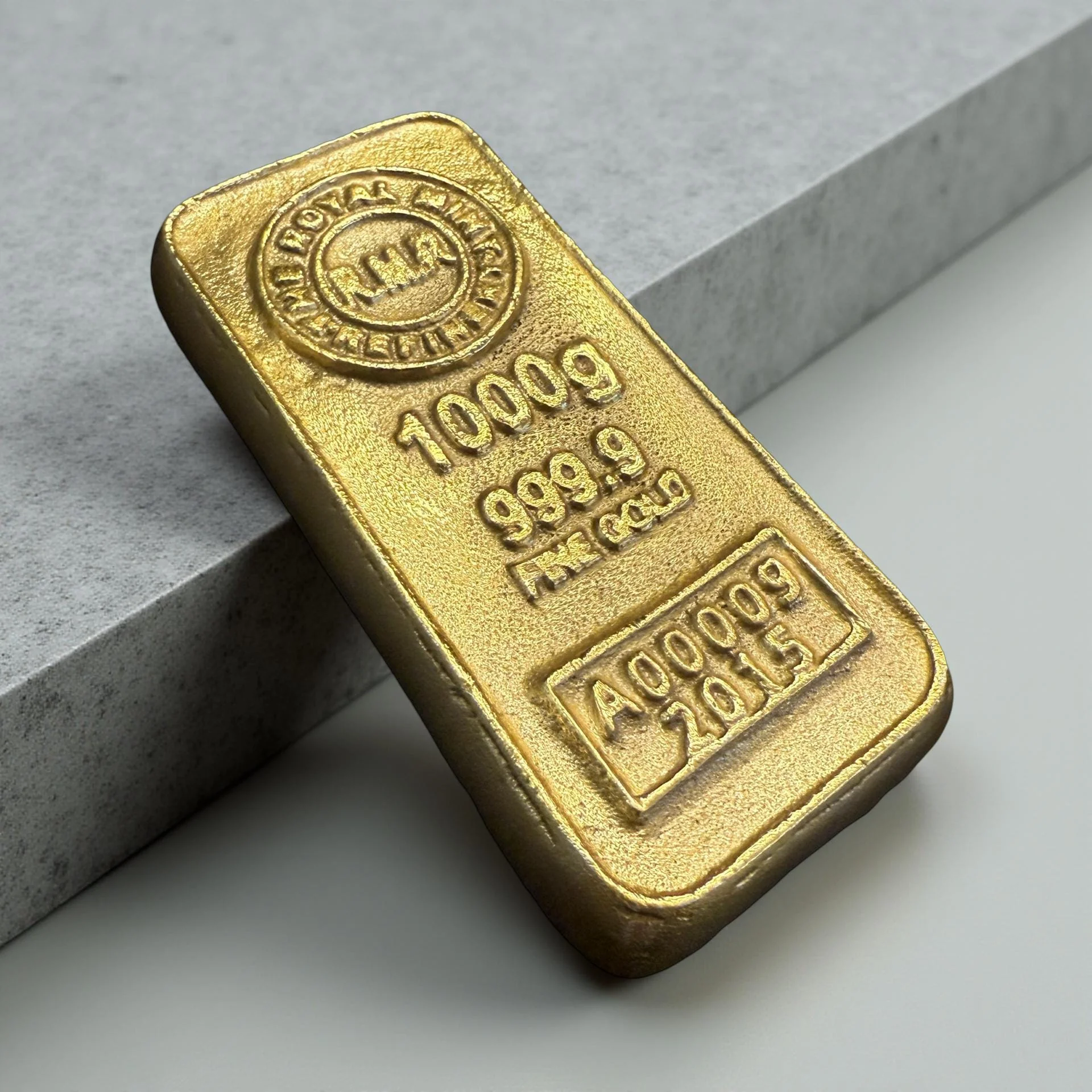 Cast Iron Gold Bullion Bar Paper Weight - Image 4