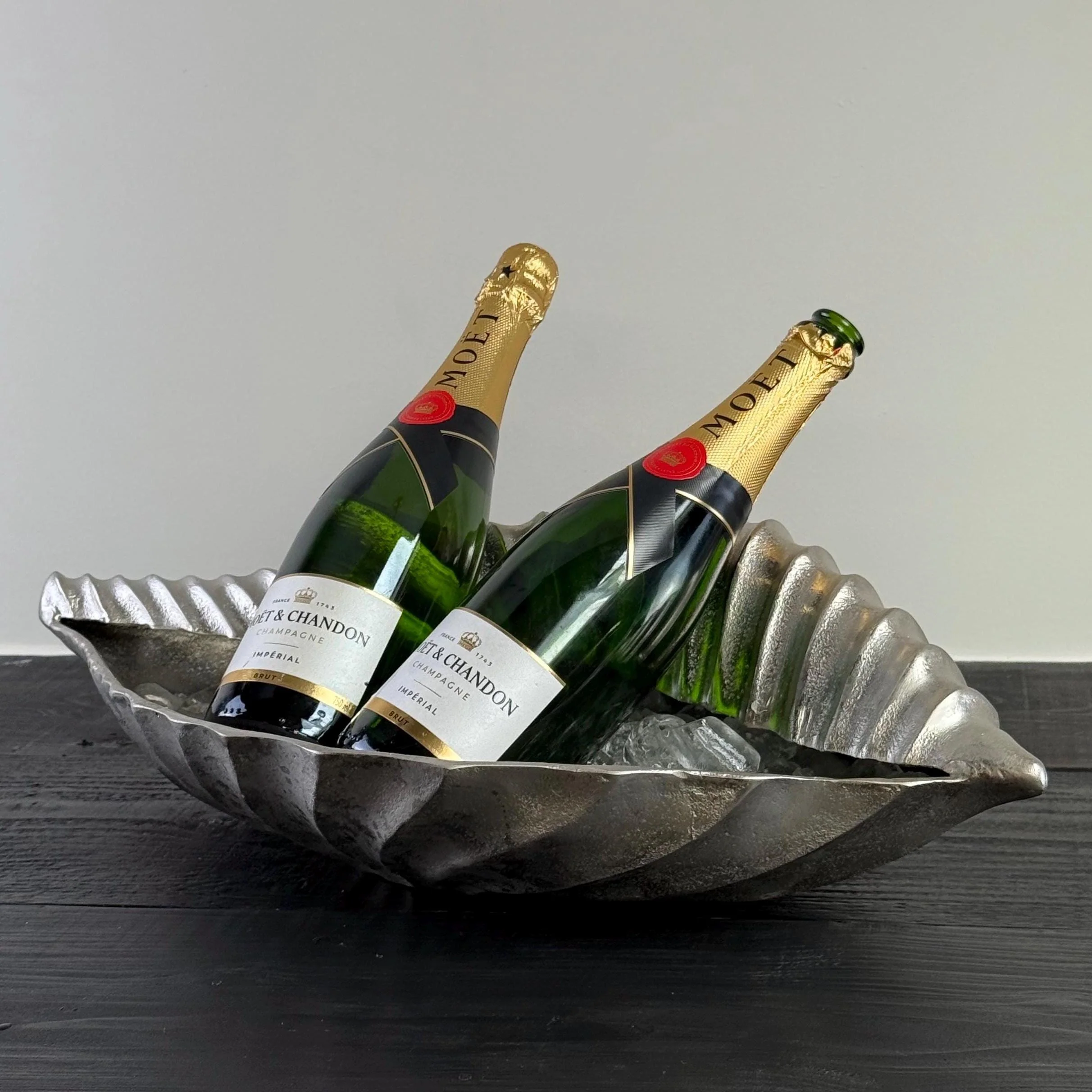 Clamshell Solid Cast Champagne Ice Bucket - Wine Cooler - Image 4