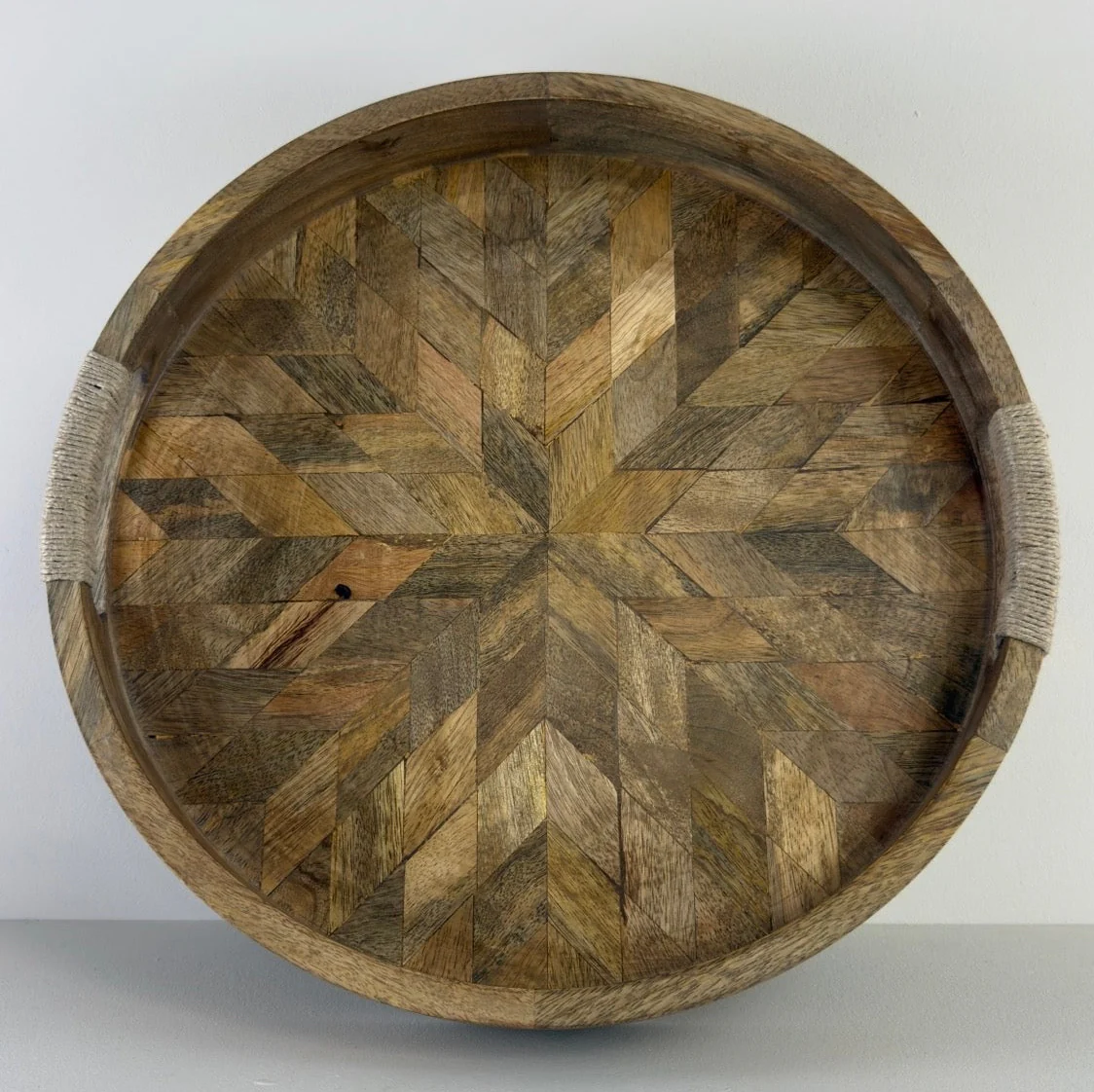 Moët & Chandon Champagne Medium Round Wooden Serving Tray Natural Wooden Patchwork - Image 3