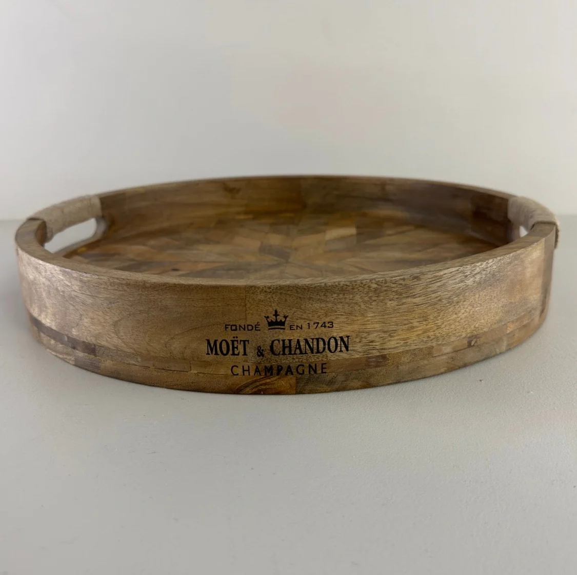 Moët & Chandon Champagne Medium Round Wooden Serving Tray Natural Wooden Patchwork - Image 5