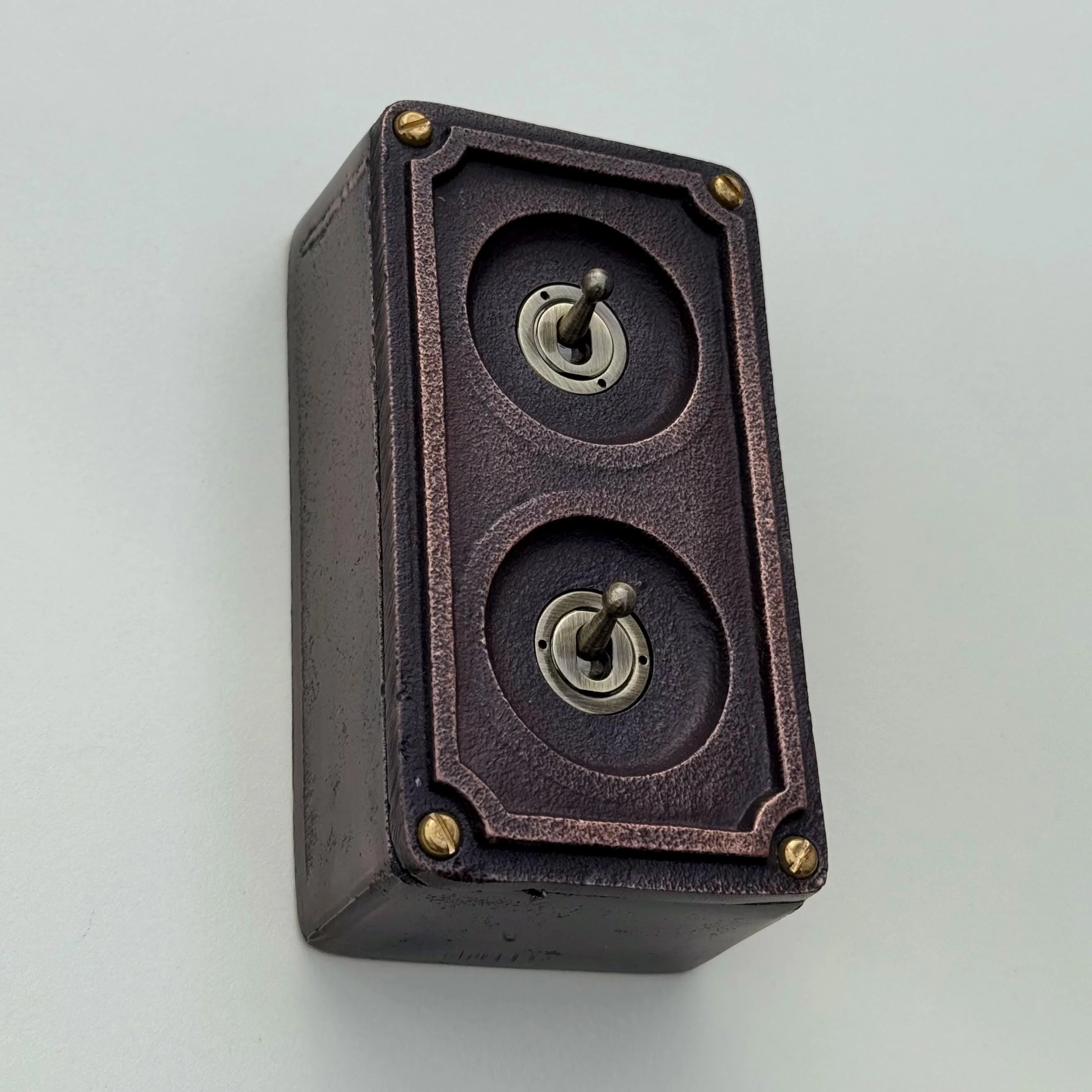Double 2 Gang Antique Copper Metal Conduit Light Switch - Image 3