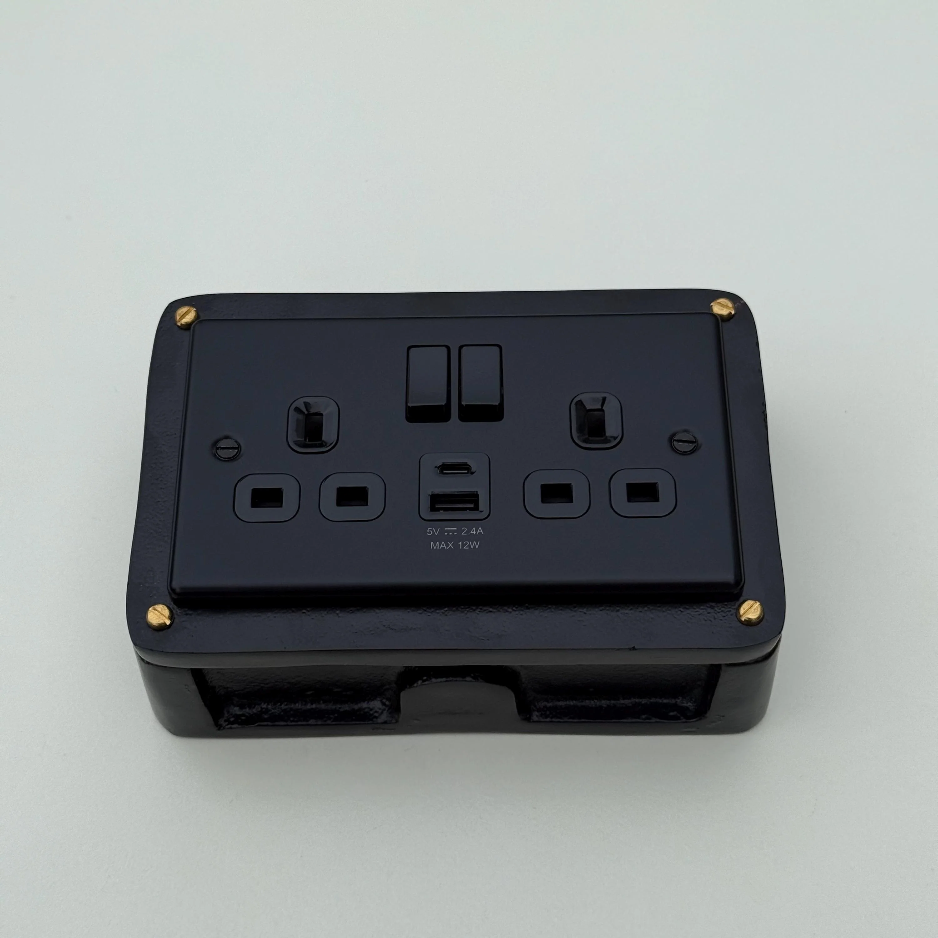 Matt Black Double Switched Solid Cast Metal Conduit 2-Gang Socket + 2.4A 12W 2 Outlet Type A & C USB Charger - Image 5