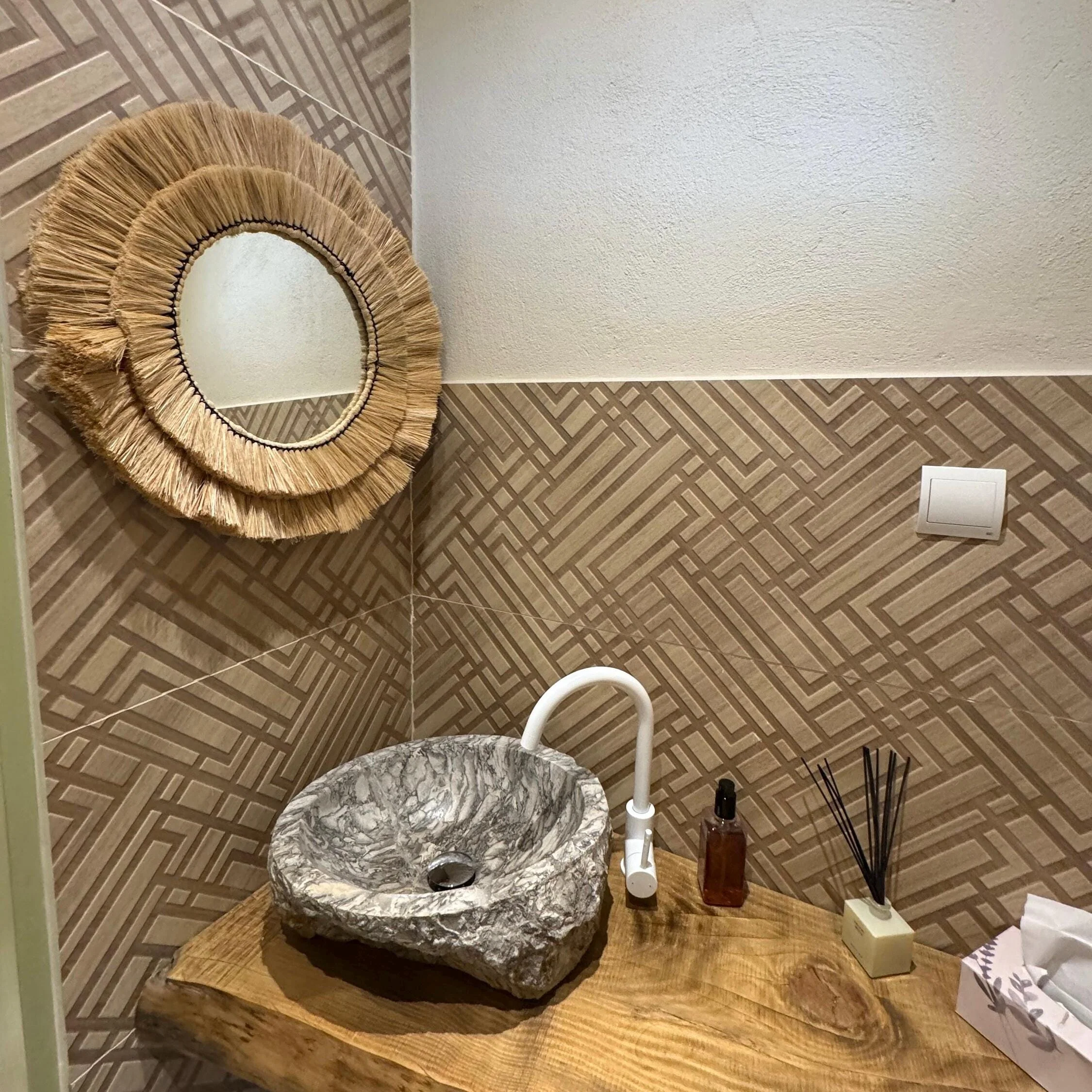 Natural Raffia Coastal Fringe Wall Round Mirror - Boho - Image 2