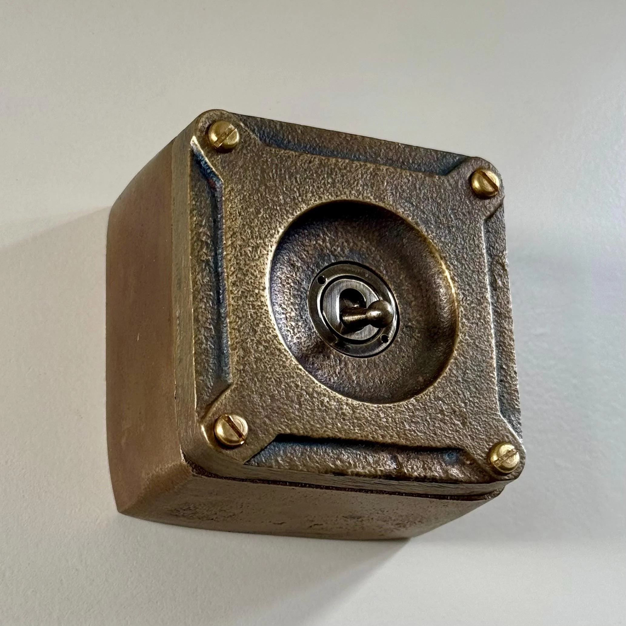 Single Gang Bronze Solid Cast Metal Surface Mounting Light Switch Industrial 2 Way - BS EN Approved Vintage Britmac Style - Image 5