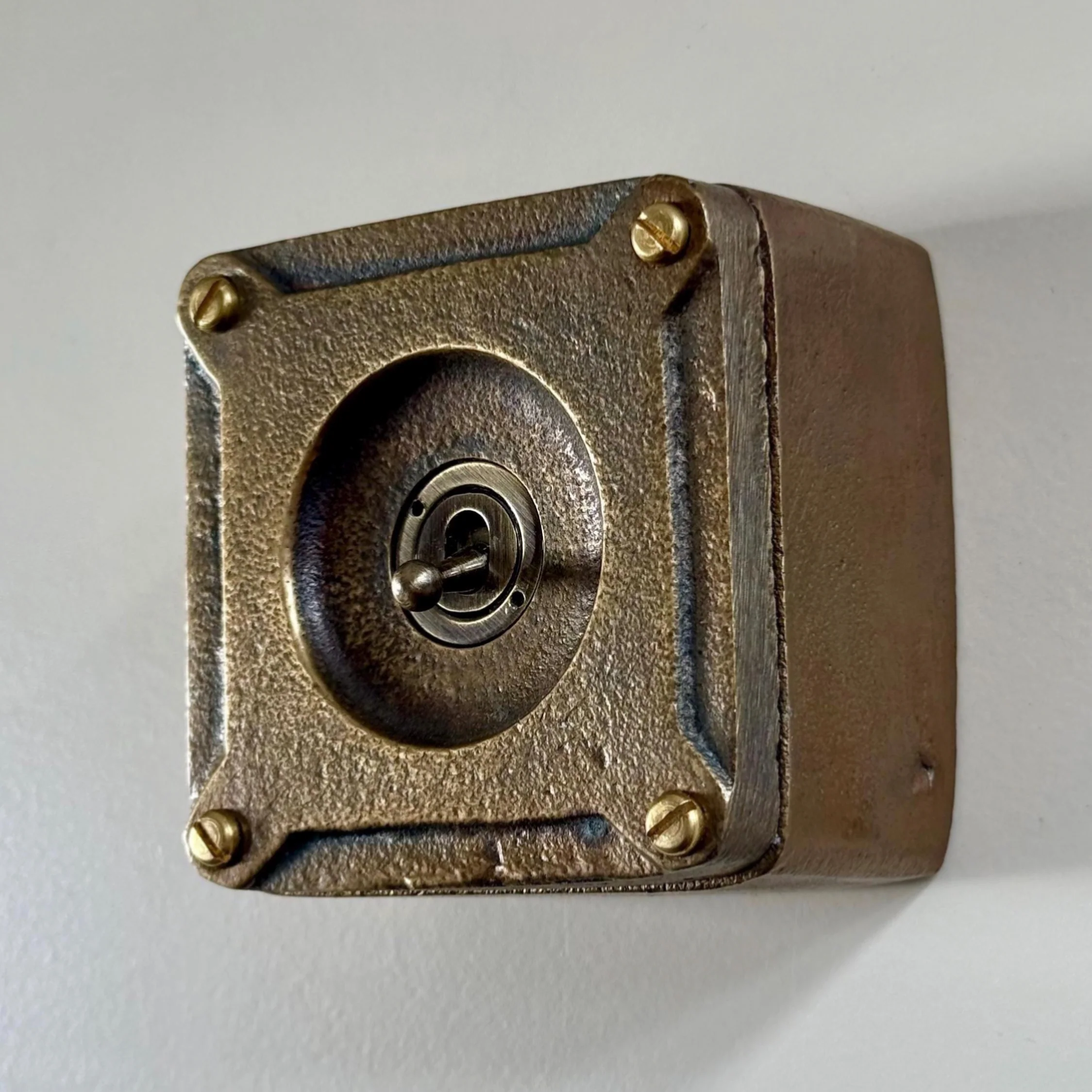 Single Gang Bronze Solid Cast Metal Surface Mounting Light Switch Industrial 2 Way - BS EN Approved Vintage Britmac Style - Image 6