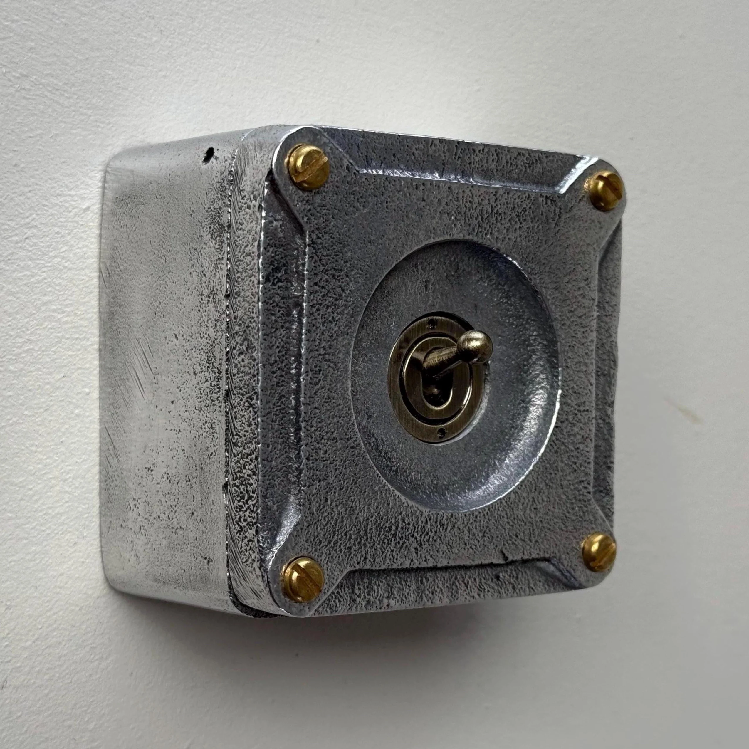 Single Gang 2 Way Conduit Surface Mounting Light Switch Solid Cast Metal Industrial ~ BS EN Approved Vintage Britmac Style - Image 5