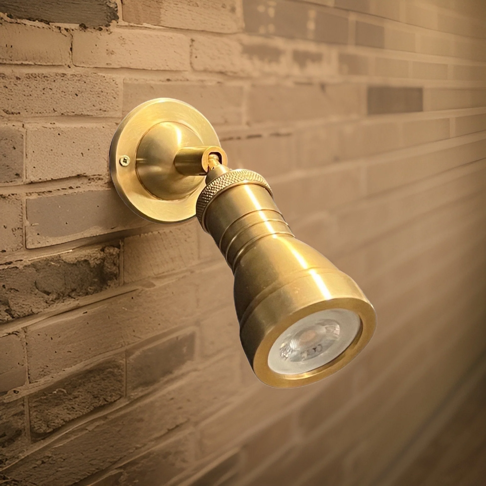 Solid Brass Short Adjustable Arm Industrial Wall Light | Spot light | Commercial | Bedroom Reading Table | Kitchen Table | Vintage - Image 4